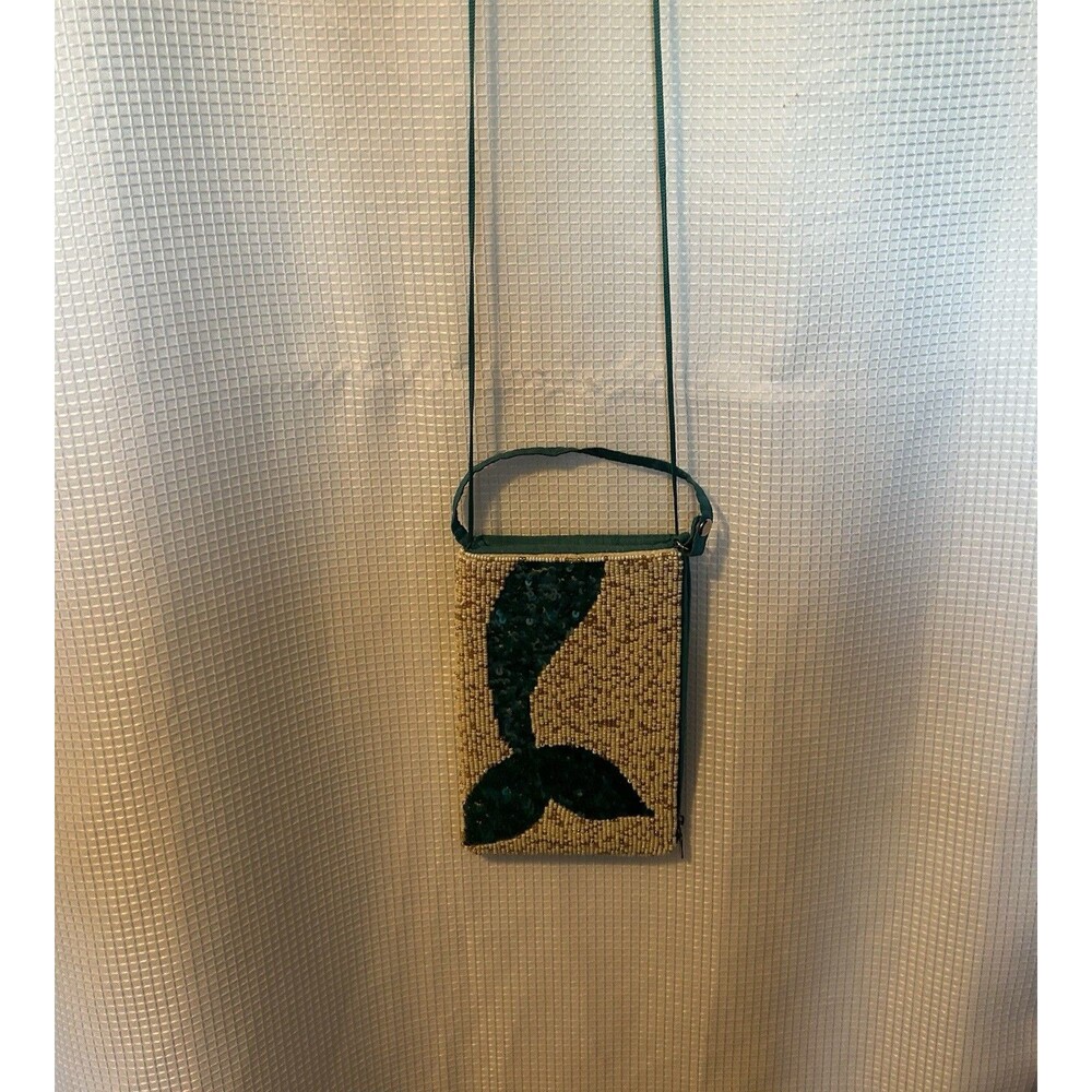 NWT BAMBOO CLUB BAG SEED BEADS MERMAID TAIL DESIGN WRIST/CROSSBODY